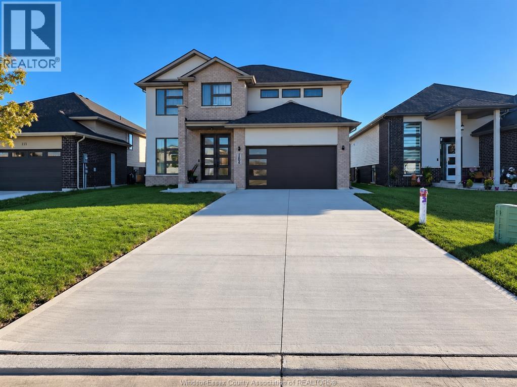 109 KINGSBRIDGE DRIVE, Amherstburg