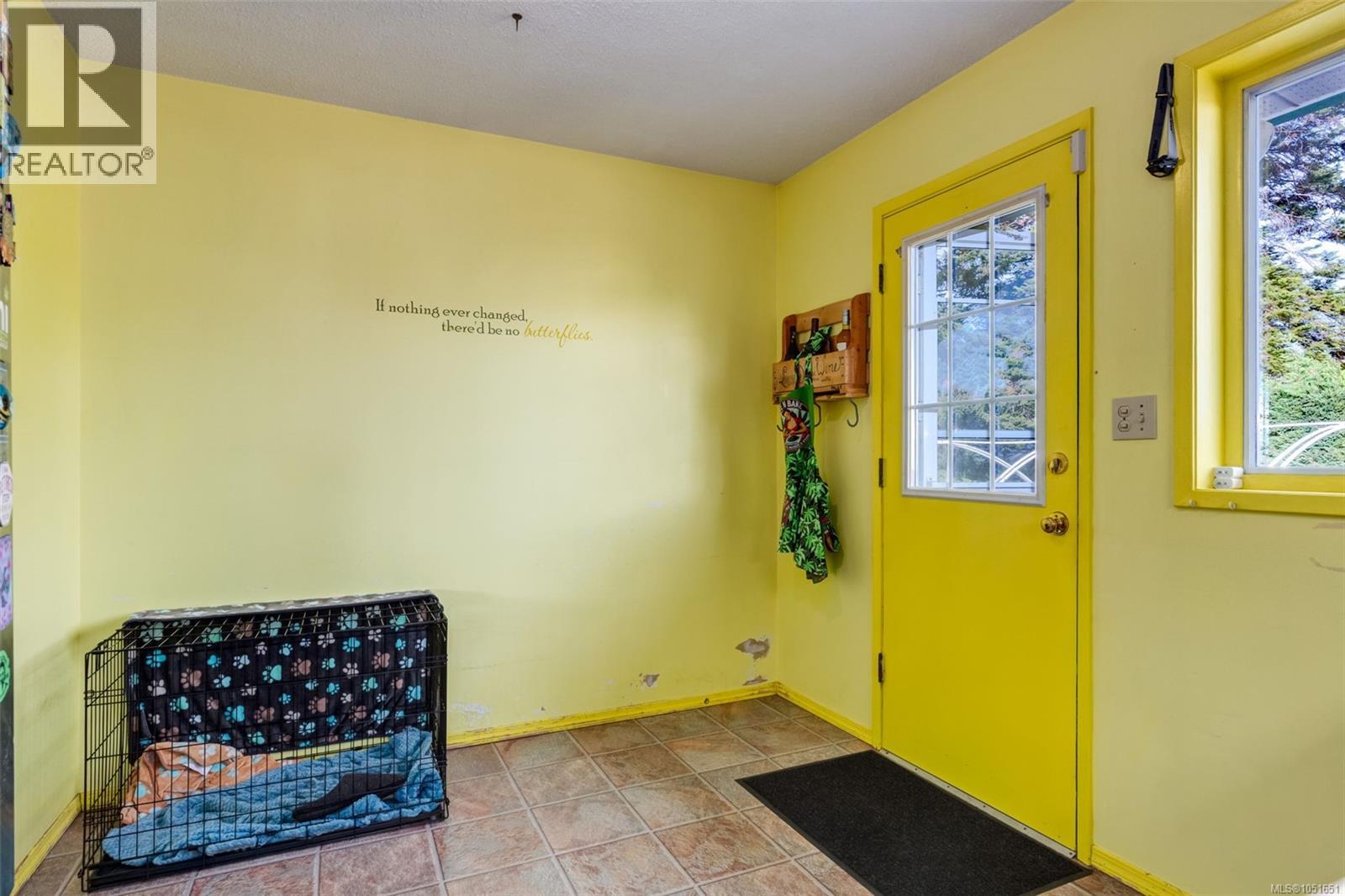 2895 Josephine St - 20