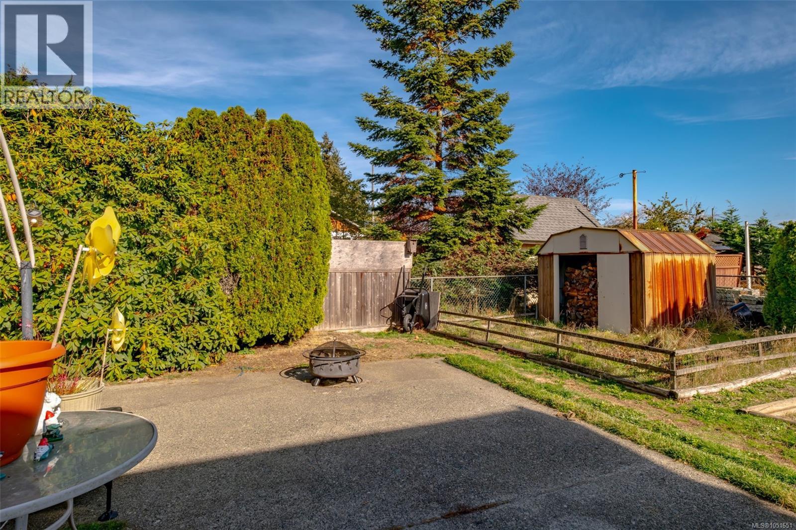 2895 Josephine St - 77