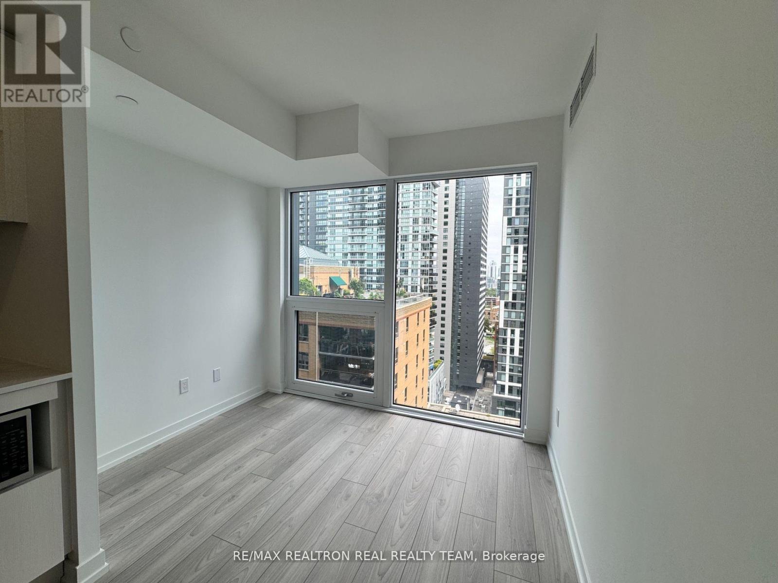 1902 - 82 DALHOUSIE STREET, Toronto (Church-Yonge Corridor) — photo 8