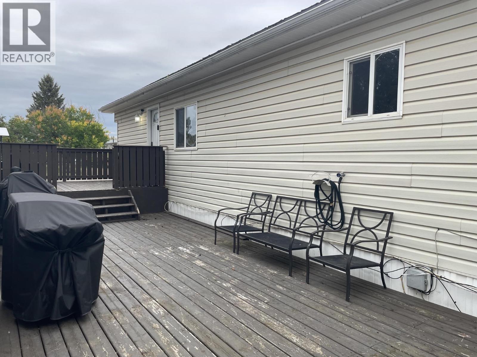 4107 E 53 AVENUE - 3