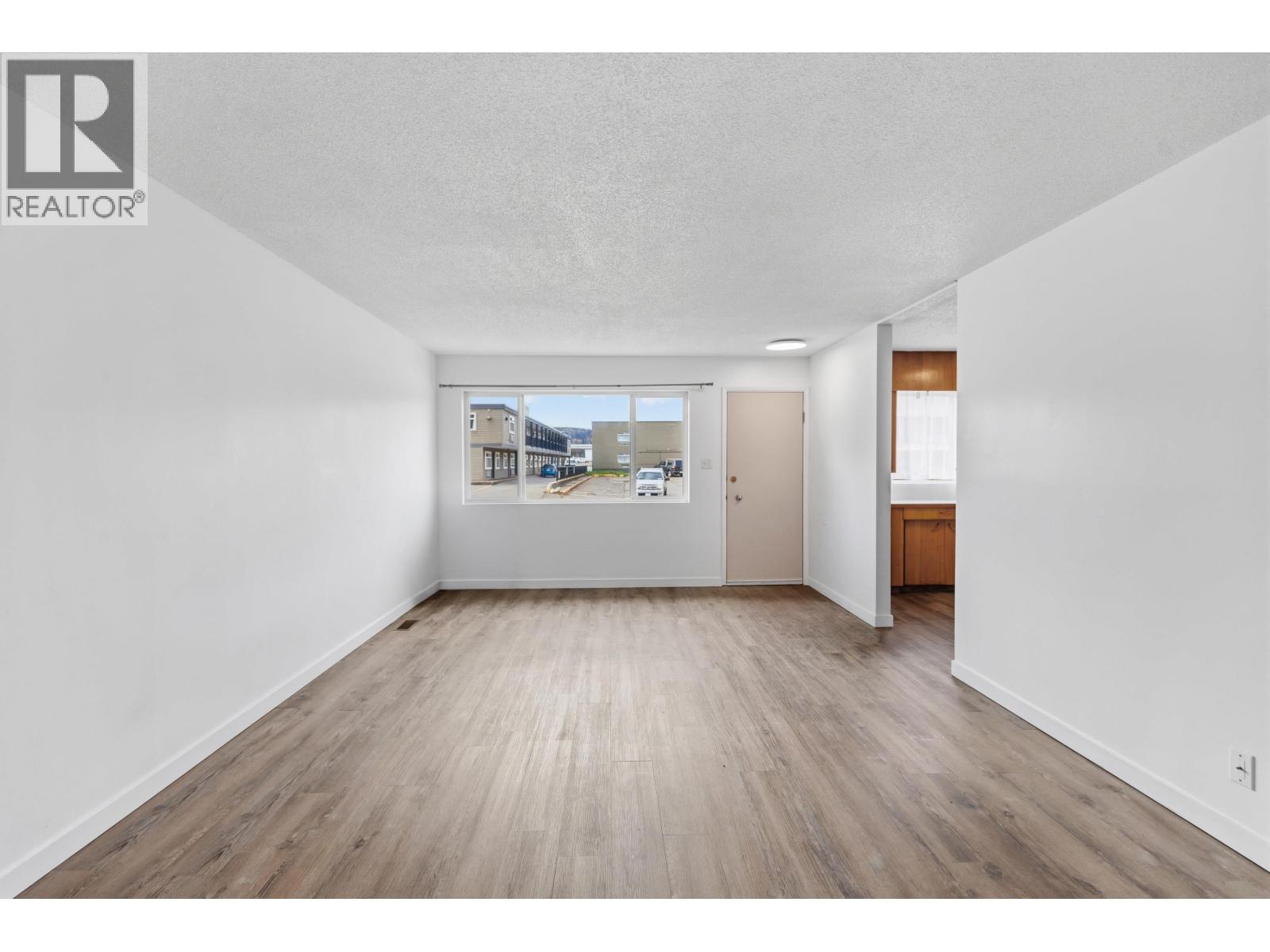 1662-1668 JOHNSON STREET - 4
