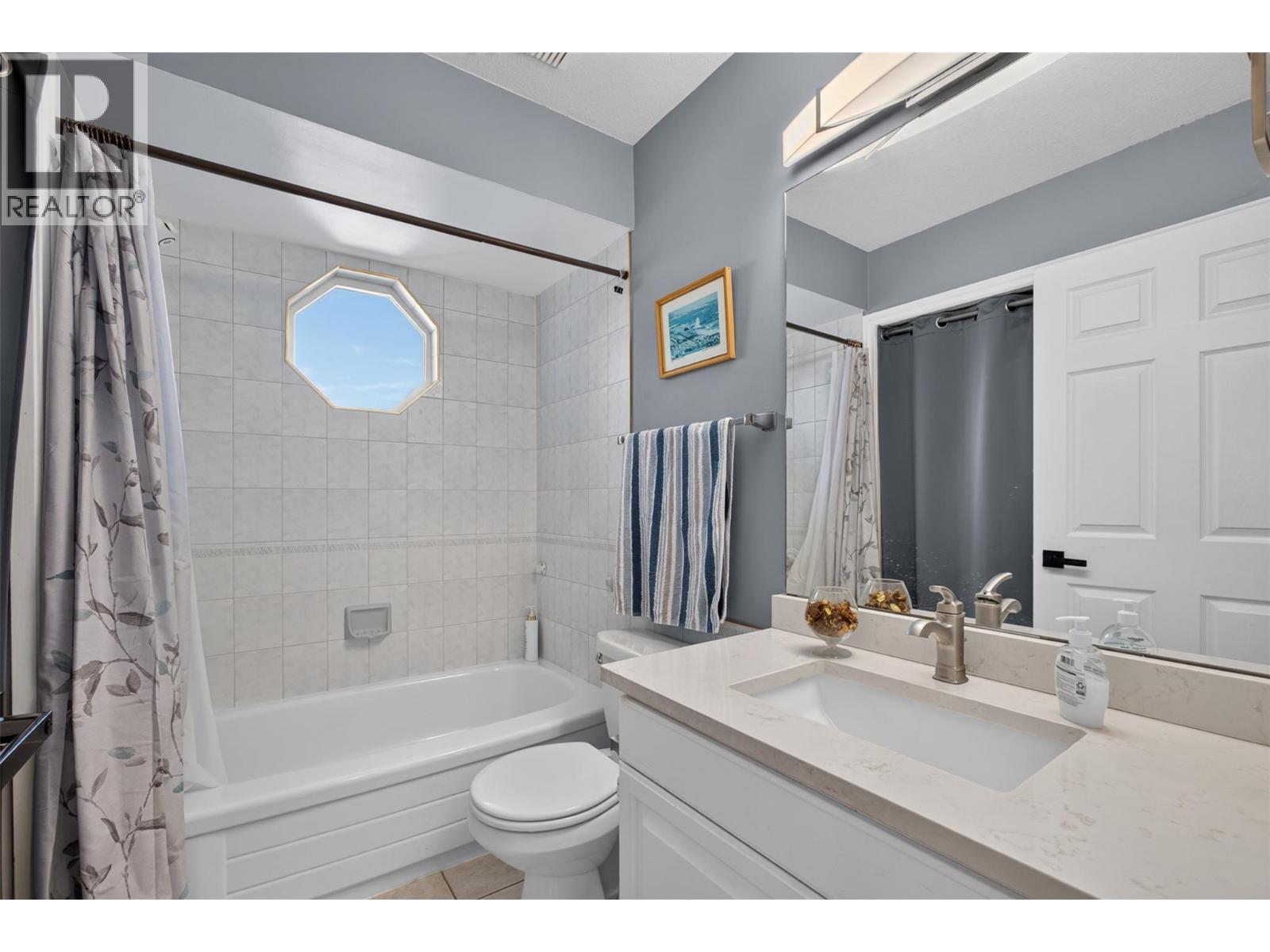  3016 Lakeview Cove Road, West Kelowna