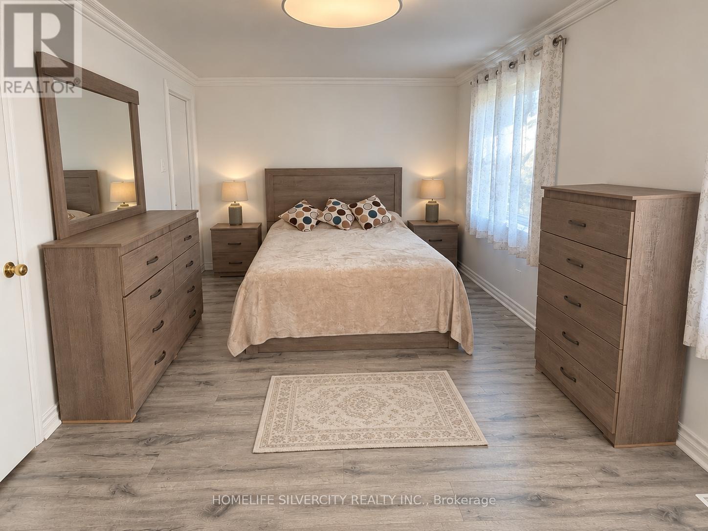 151 THOMS CRESCENT - 11