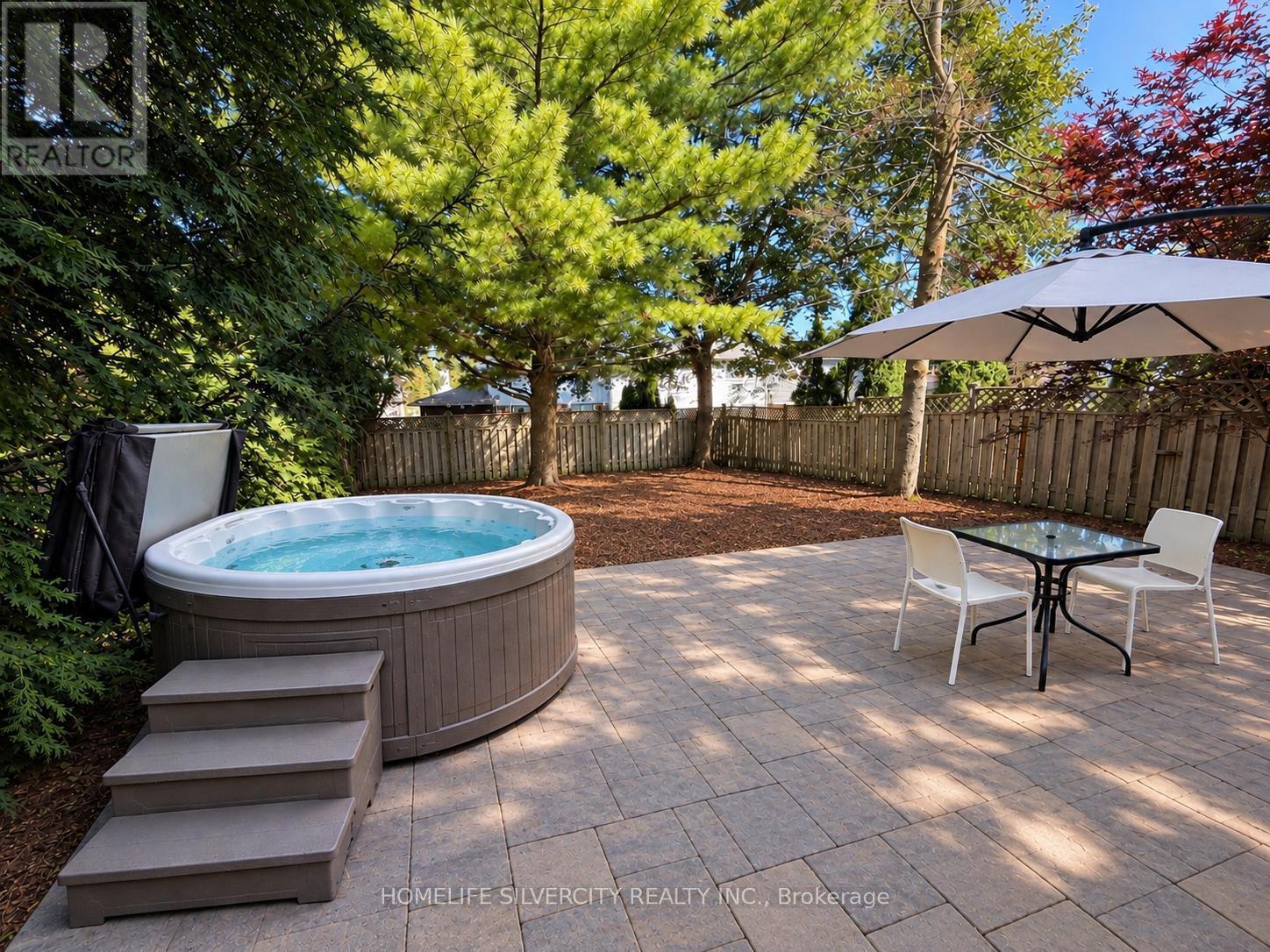 151 THOMS CRESCENT - 13
