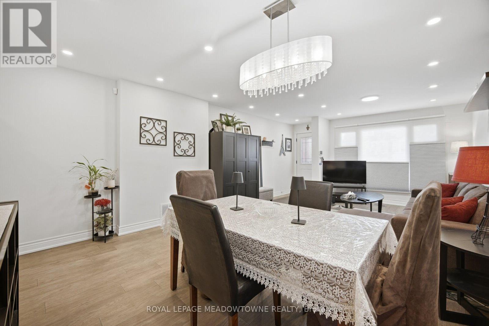 451 WESTMORELAND AVENUE N, Toronto (Dovercourt-Wallace Emerson-Junction) — photo 11