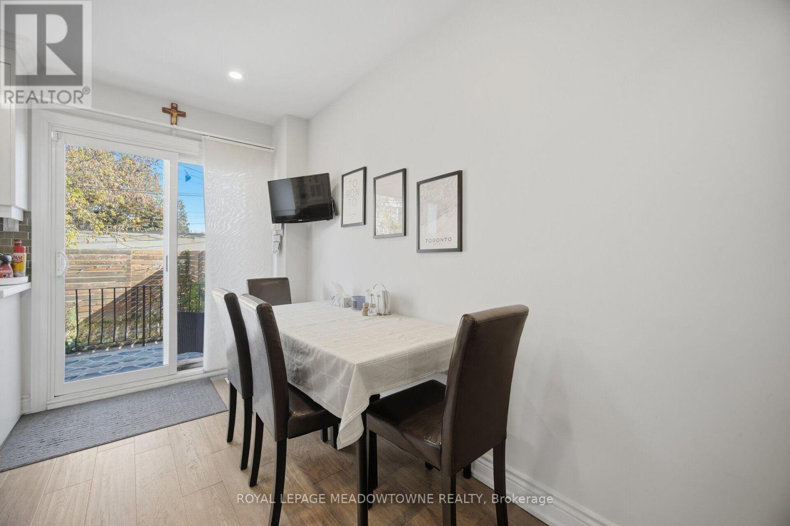 451 Westmoreland Avenue North, Toronto, ON photo 20