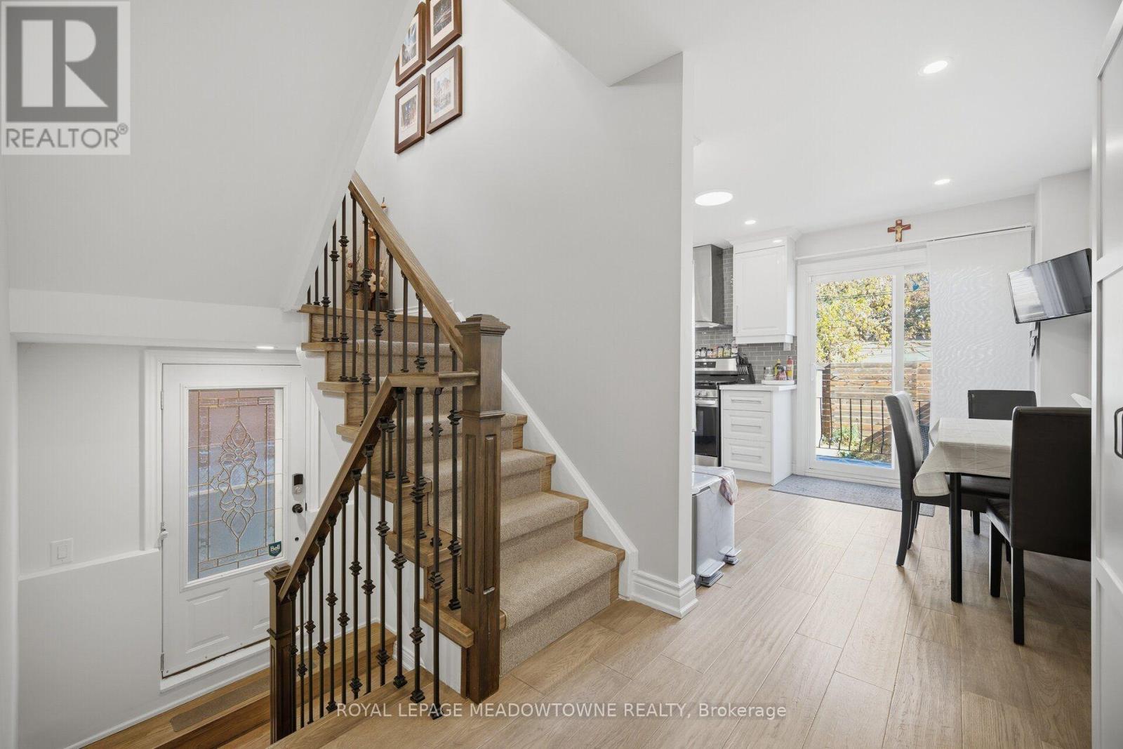 451 Westmoreland Avenue North, Toronto, ON photo 23