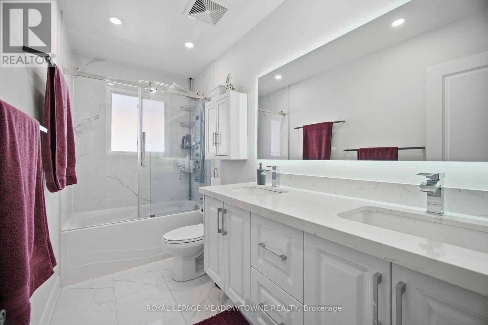 451 Westmoreland Avenue North, Toronto, ON photo 30