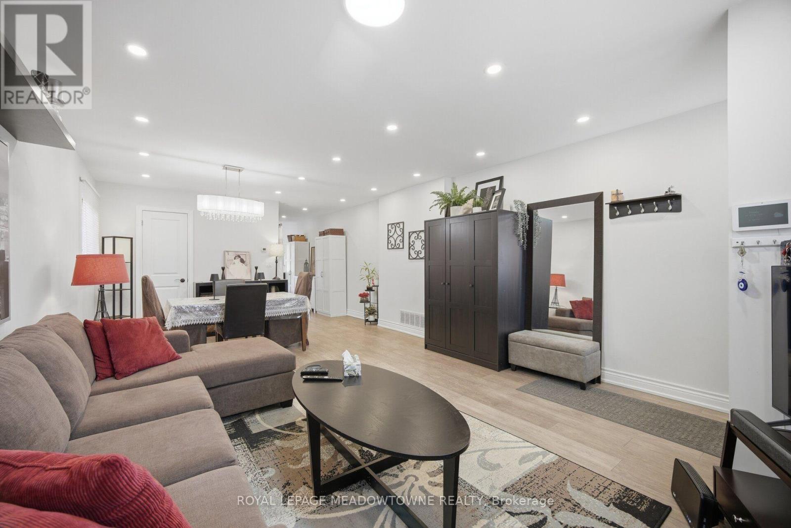 451 WESTMORELAND AVENUE N, Toronto (Dovercourt-Wallace Emerson-Junction) — photo 9