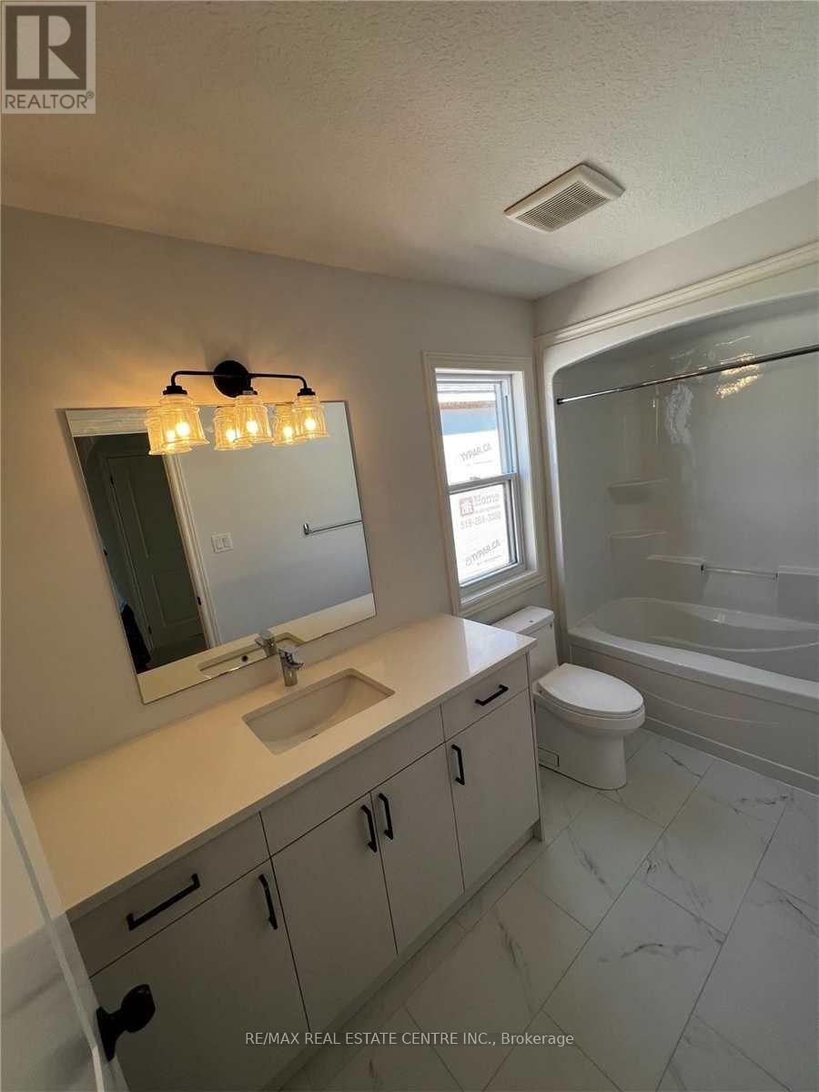 3916 AUCKLAND AVENUE, London South (South W) — photo 5