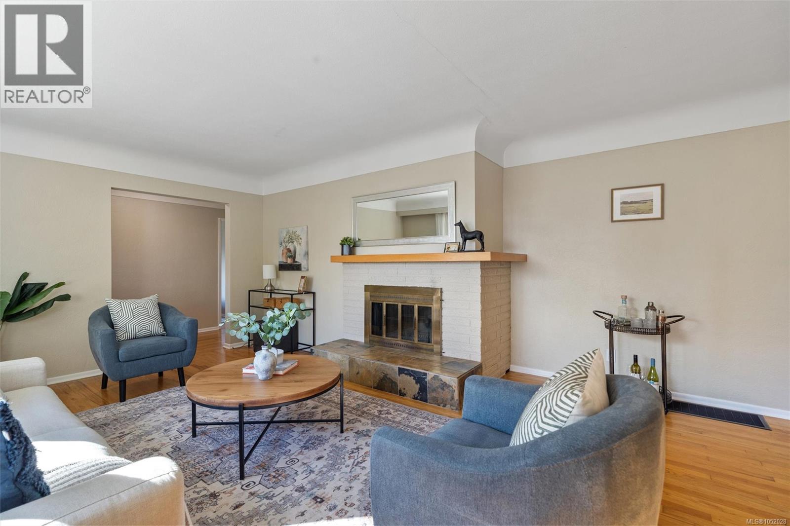  2104 Wenman Drive, Saanich