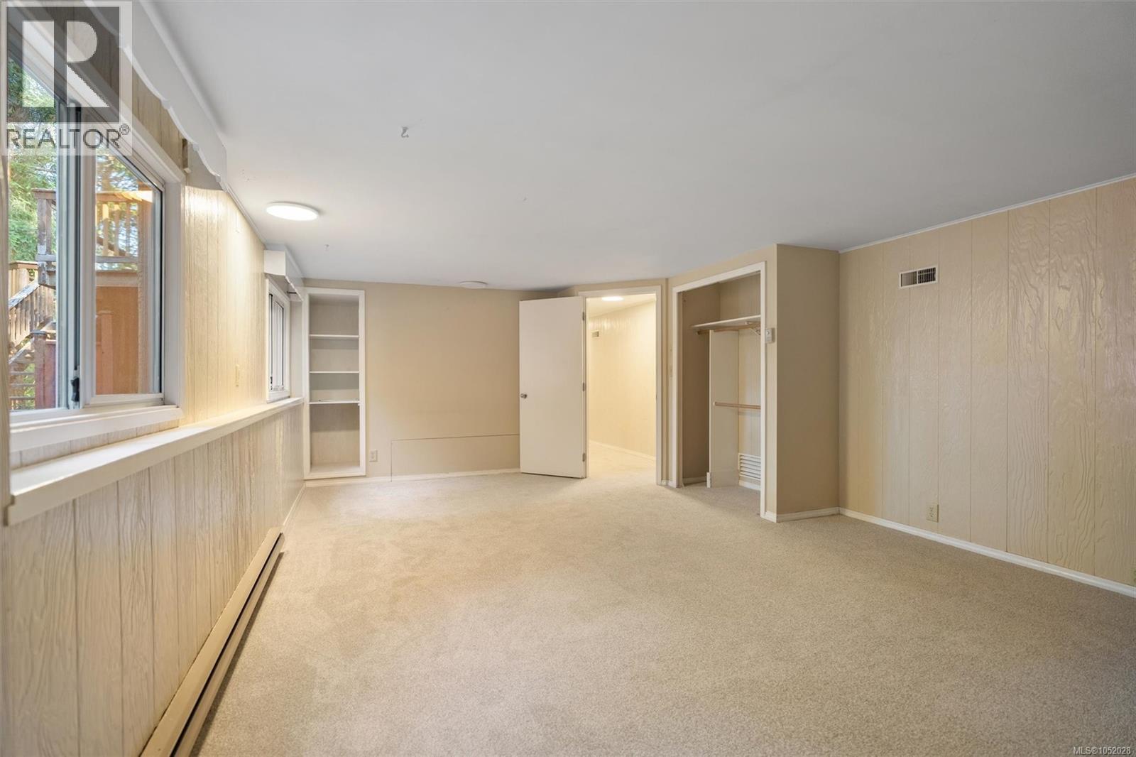  2104 Wenman Drive, Saanich
