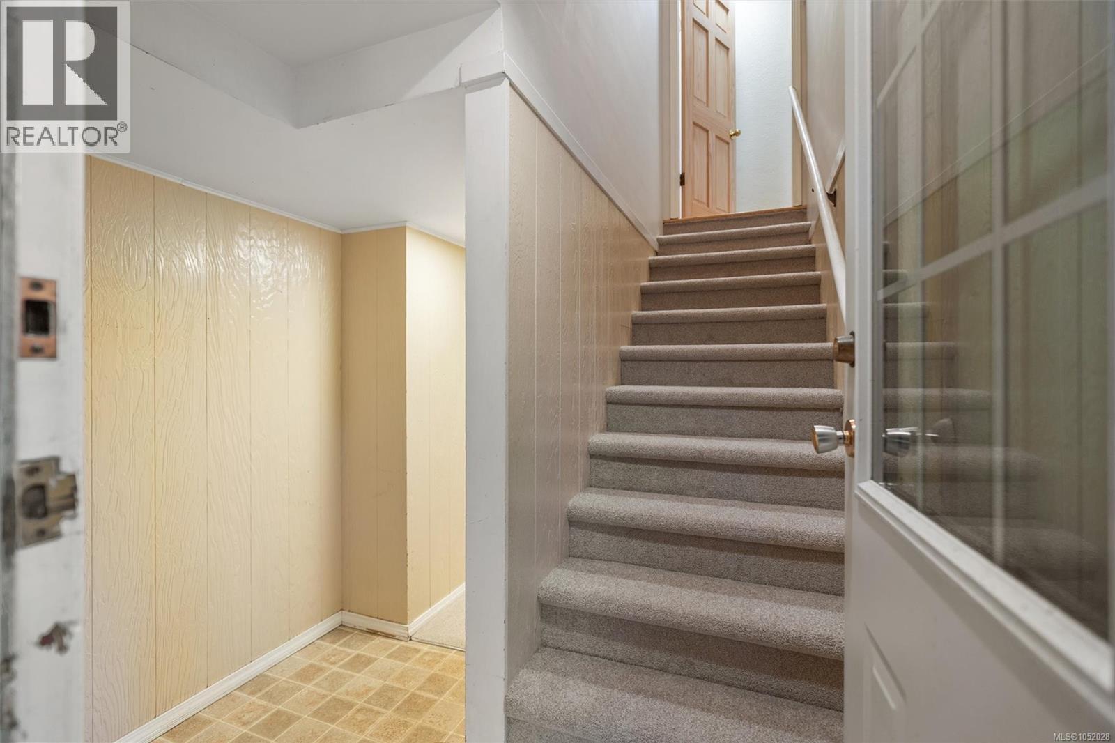  2104 Wenman Drive, Saanich