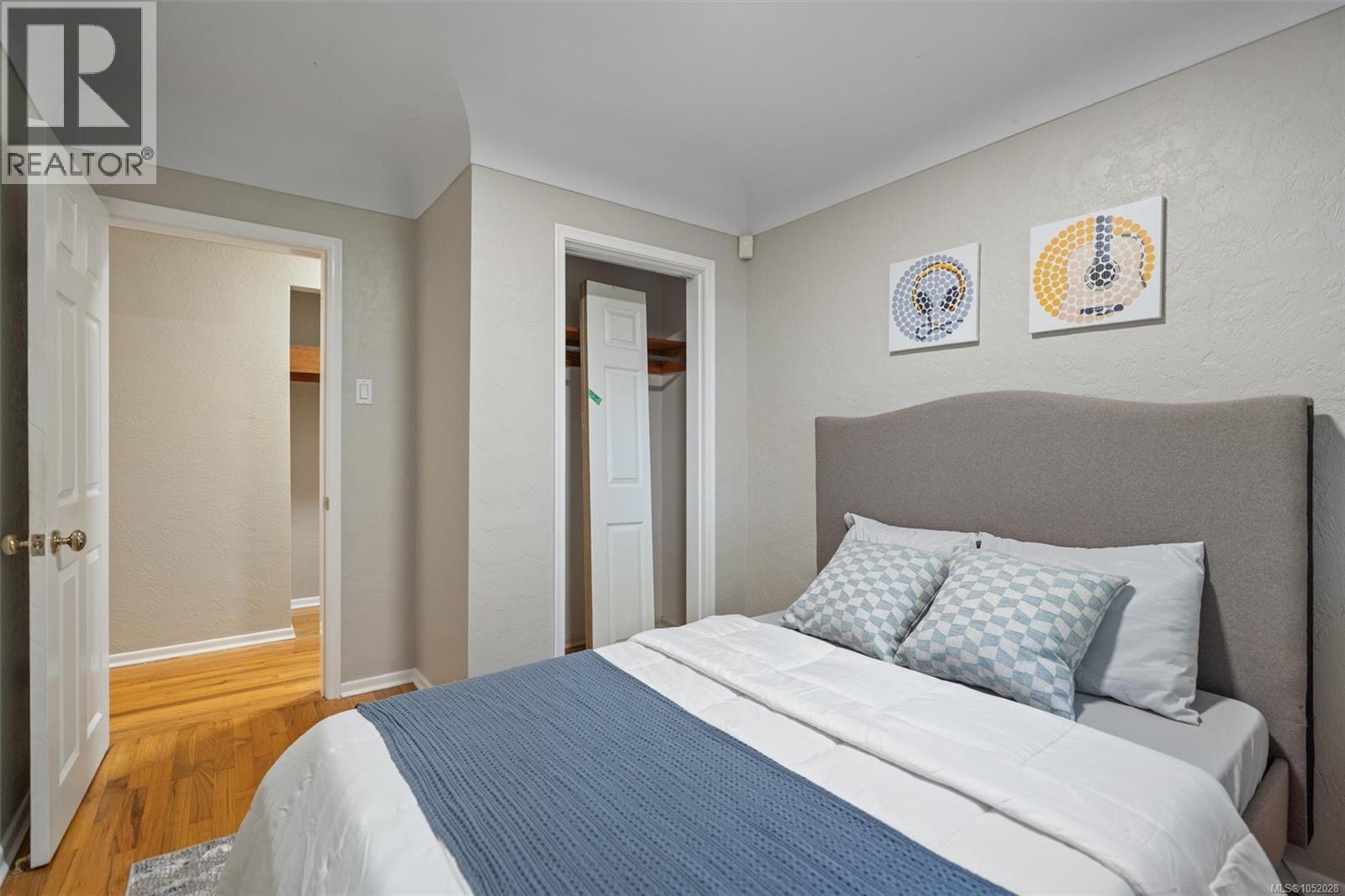  2104 Wenman Drive, Saanich