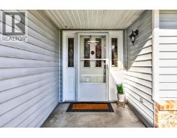 22205 126 Avenue, Maple Ridge, BC V2X0W5 Photo 6