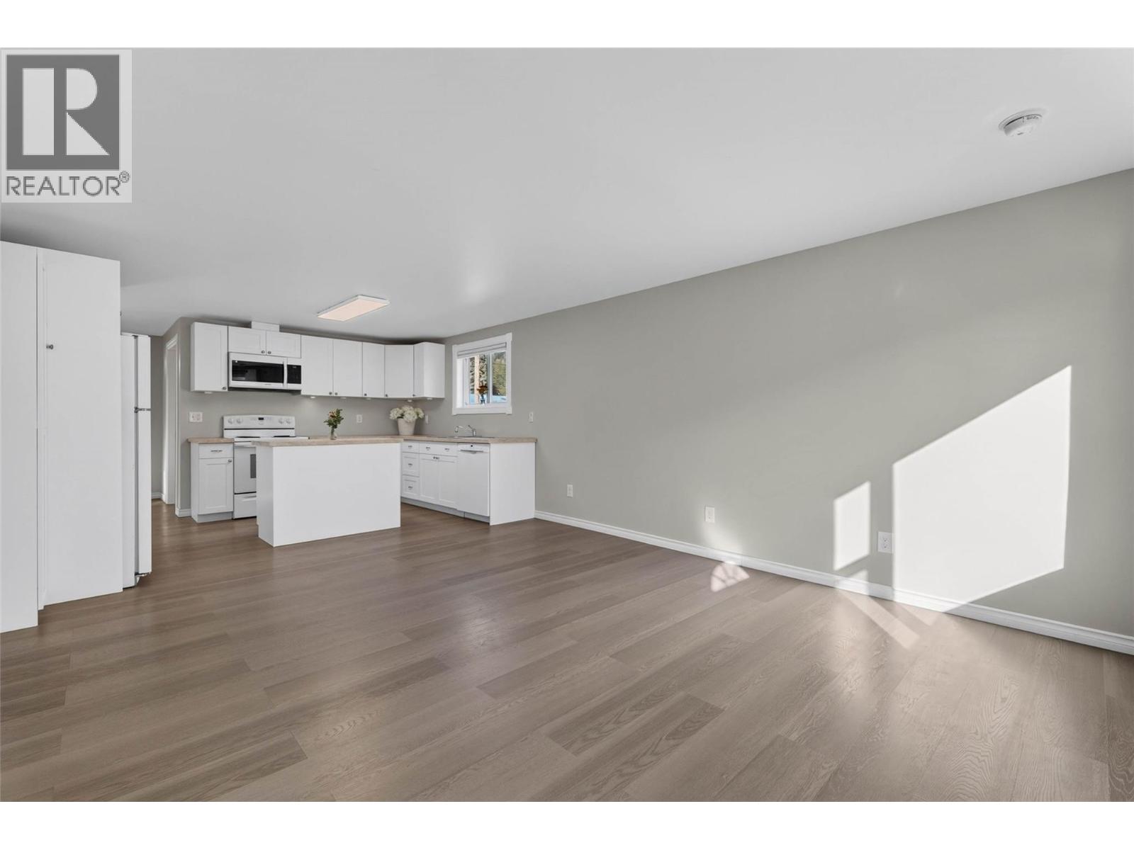 902 Cottonwood Avenue - 5