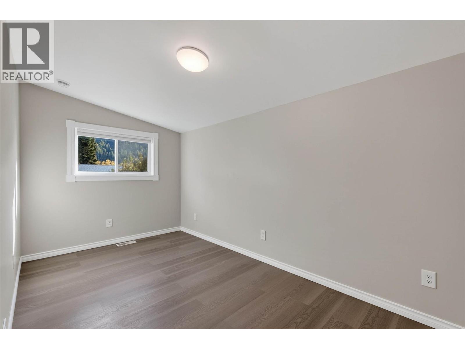 902 Cottonwood Avenue - 15