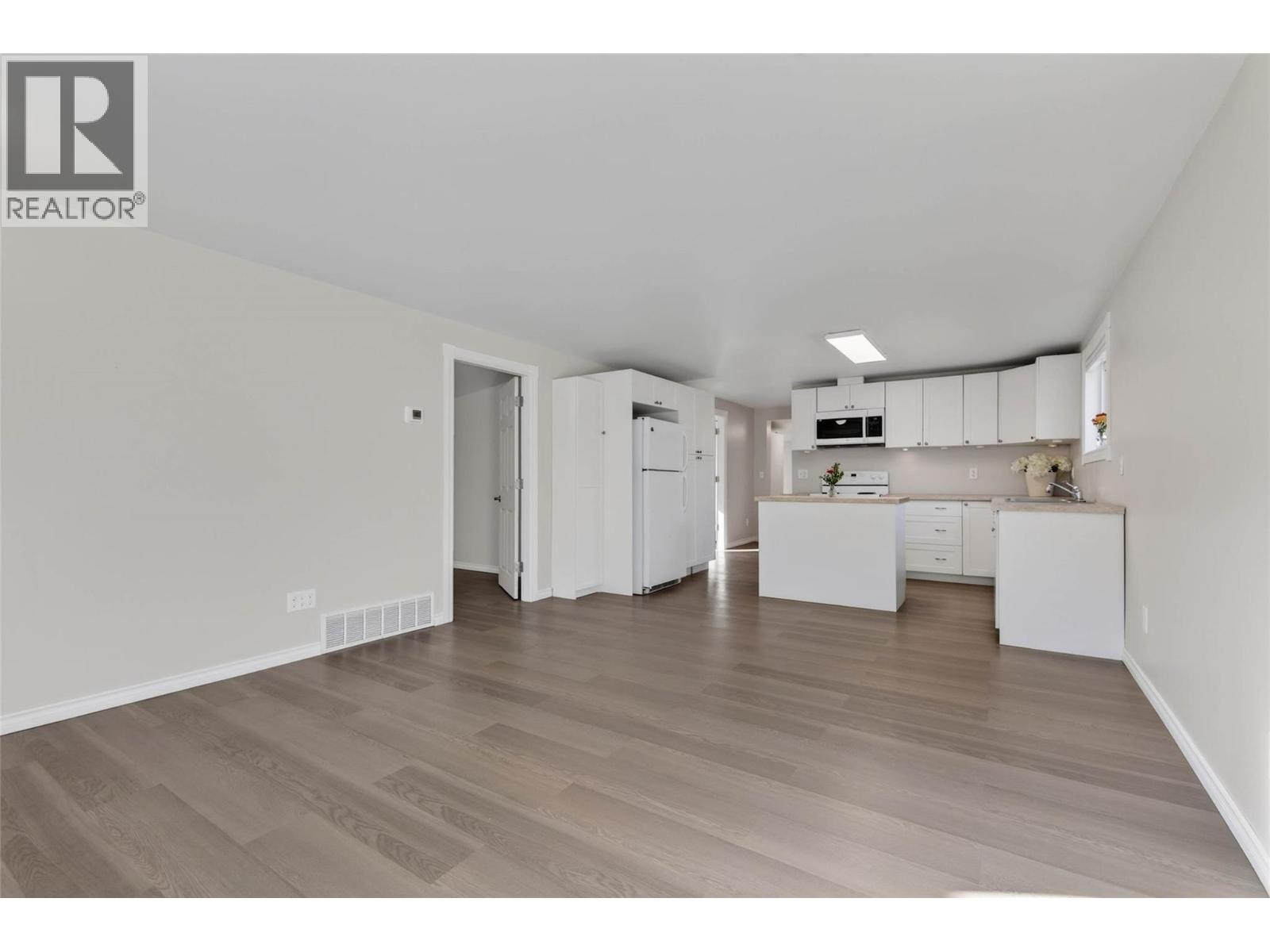 902 Cottonwood Avenue - 13