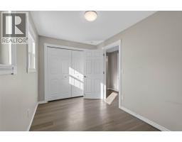902 Cottonwood Avenue, Salmo, BC V0G1Z0 Photo 19