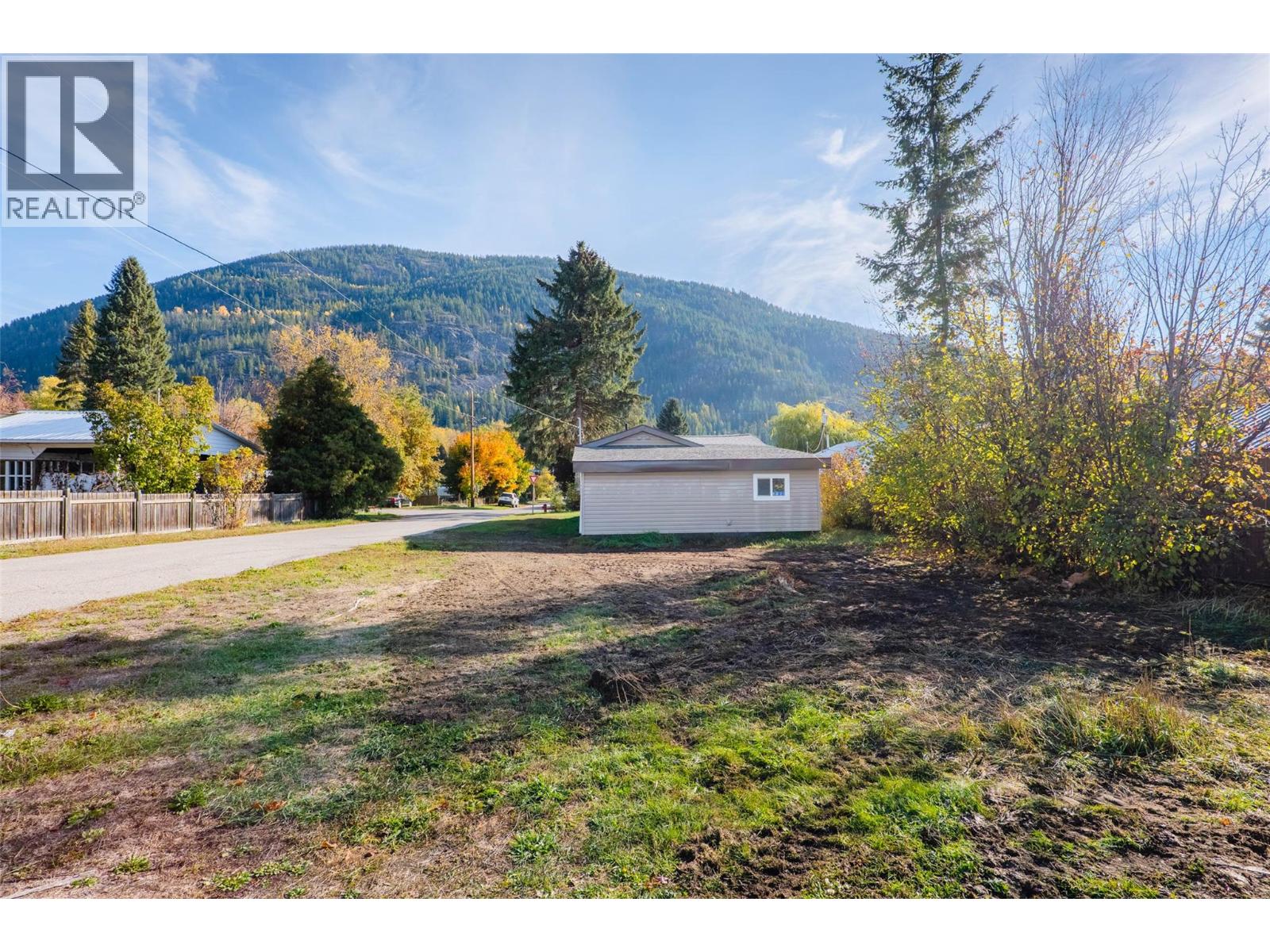 902 Cottonwood Avenue - 41