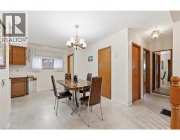 Living room - 138 Luscombe Street, Hamilton, ON L9A2K3 Photo 13