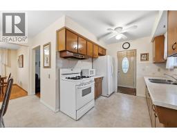 3pc Bathroom - 138 Luscombe Street, Hamilton, ON L9A2K3 Photo 9