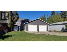 726 Whitehead Street, Sicamous, BC V0E2V1 Photo 38