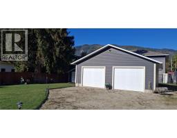 726 Whitehead Street, Sicamous, BC V0E2V1 Photo 37