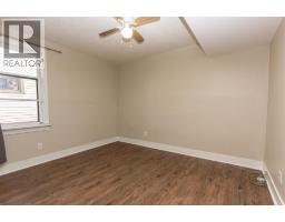 Foyer - 4618 49 Street, Red Deer, AB T4N1T5 Photo 7