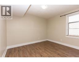 Loft - 4618 49 Street, Red Deer, AB T4N1T5 Photo 9