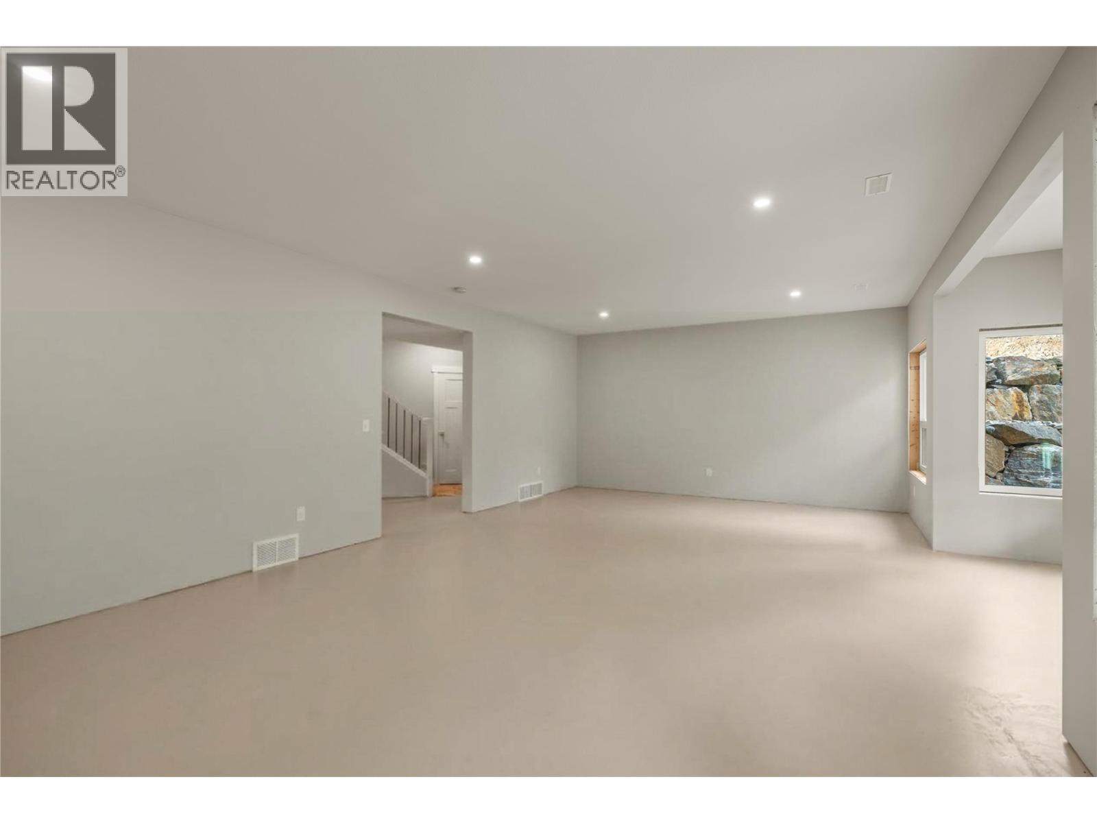 9196 Tronson Road Unit# 33, Vernon