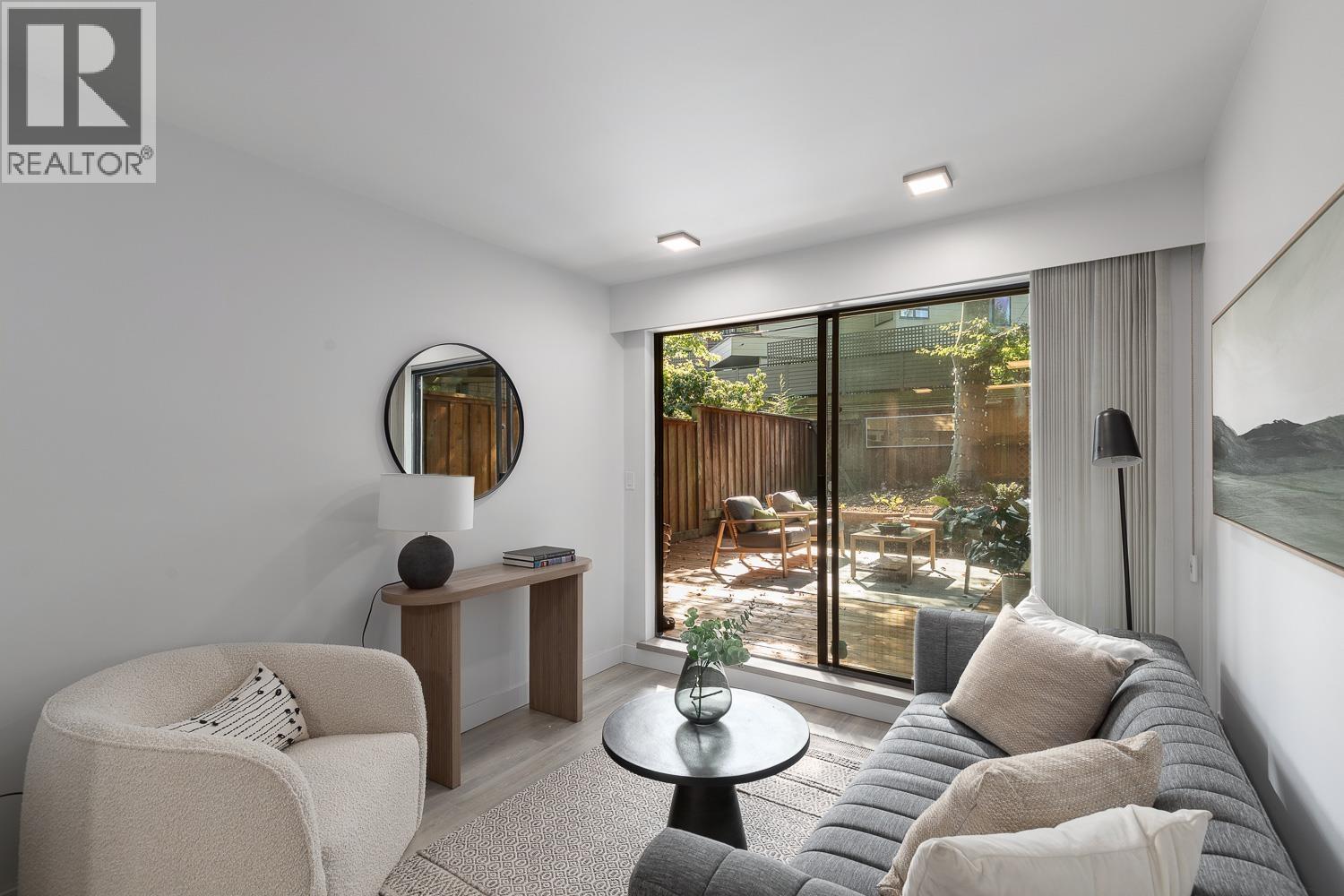 207 2410 Cornwall Avenue Unit 207