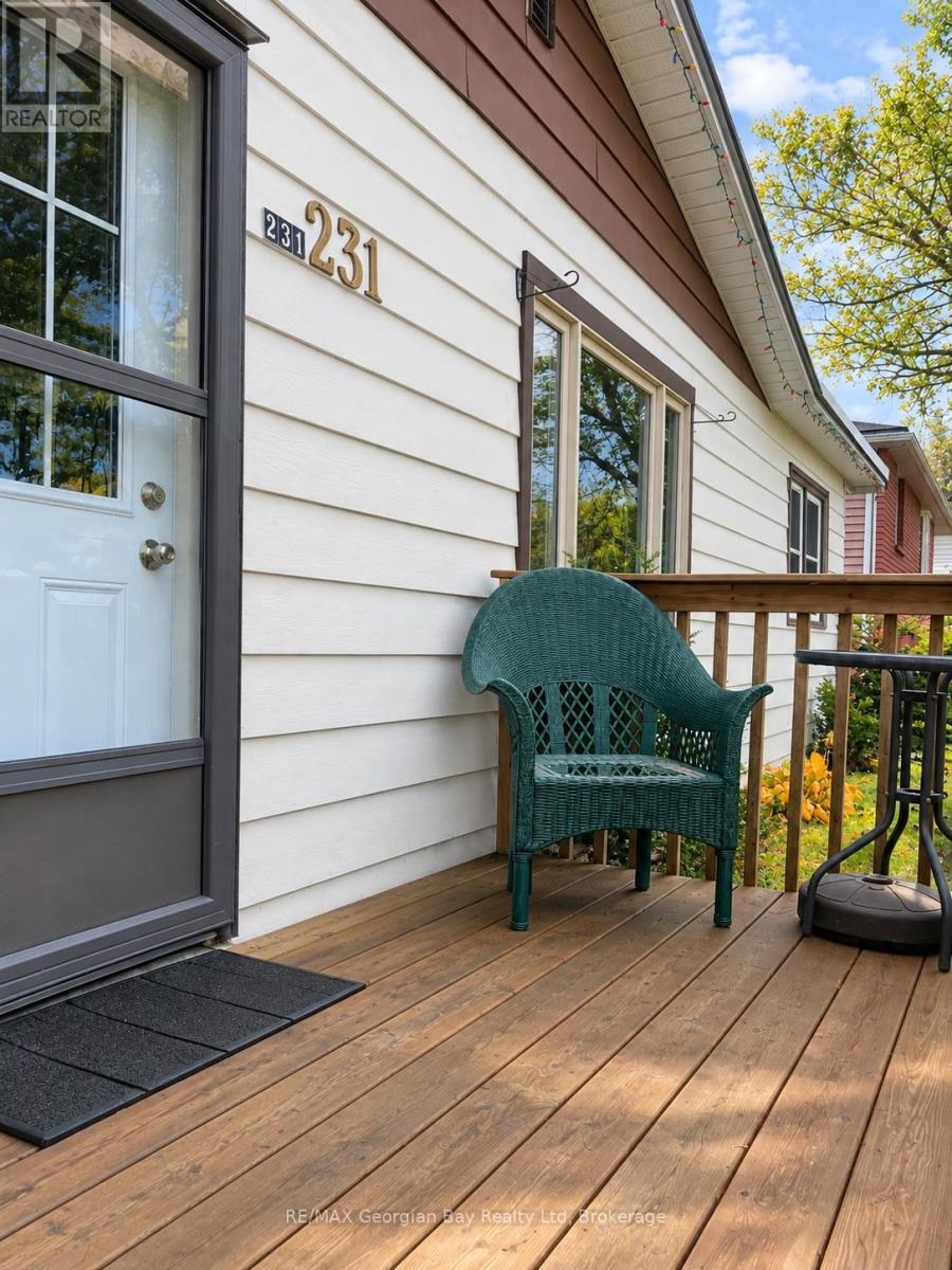 231 BARNETT AVENUE, Midland — photo 3