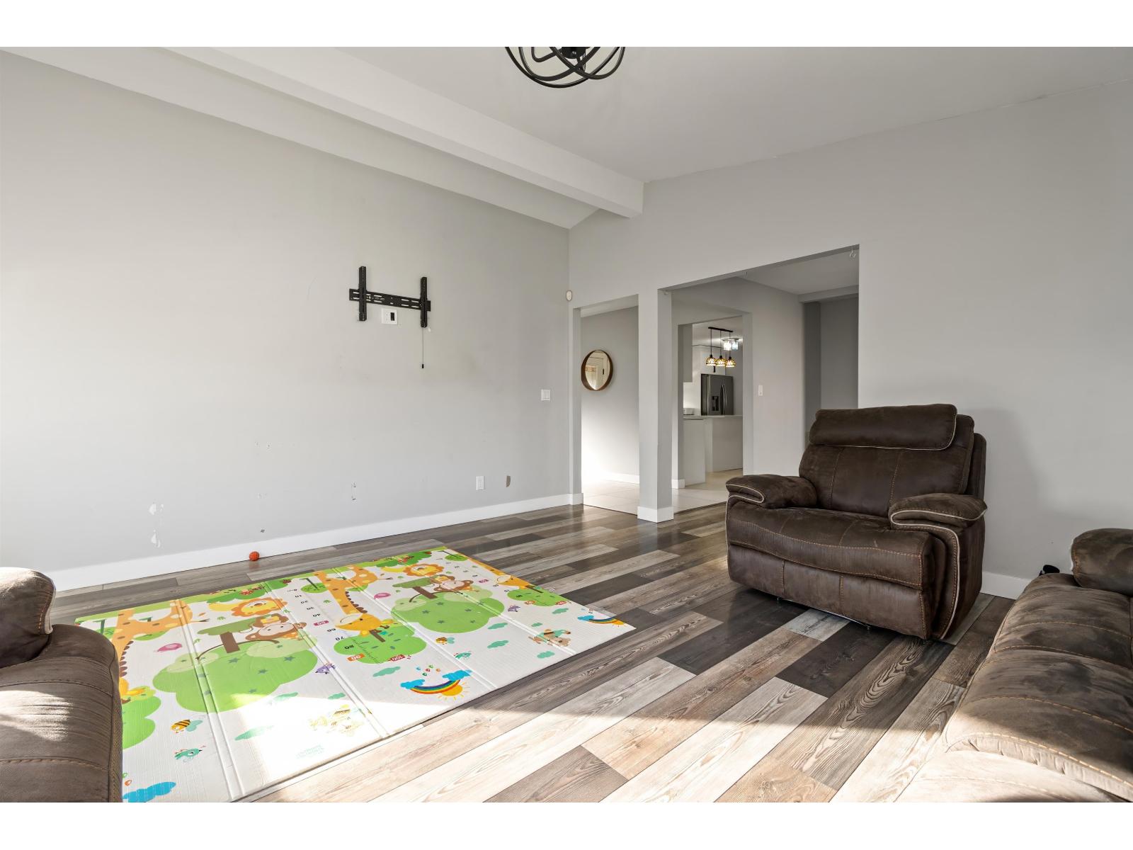 Photo of 48247 YALE ROAD, East Chilliwack 8