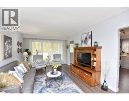 Porch - 137 Fielding Crescent, Hamilton, ON L8V2P7 Photo 6