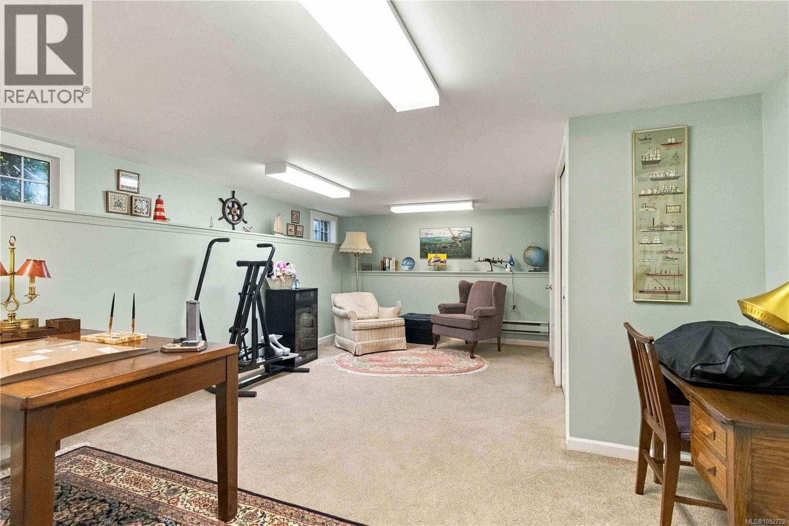 7 1029 Belmont Avenue, Victoria