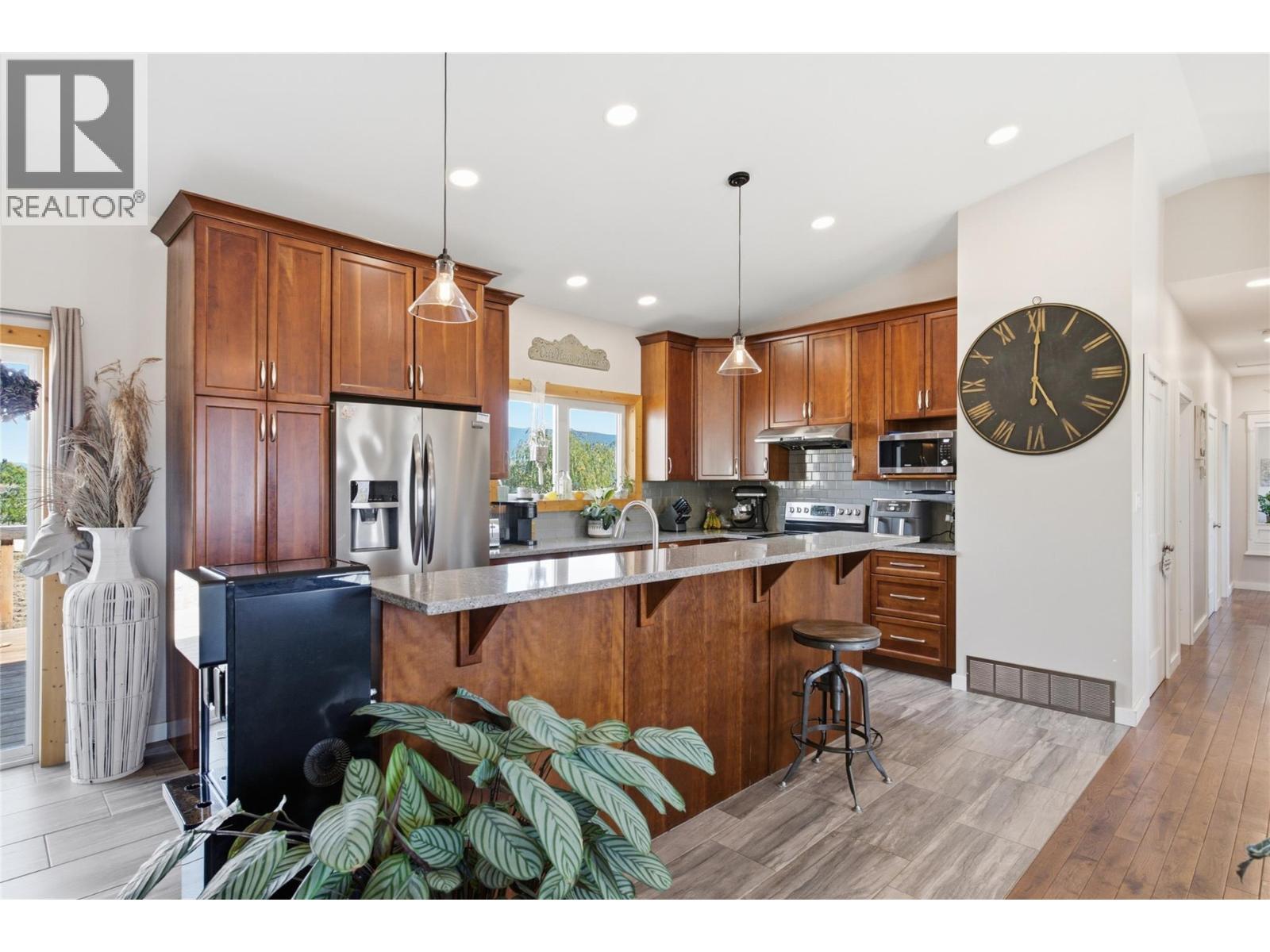 6536 ASHCROFT Road, Cache Creek - Image 1