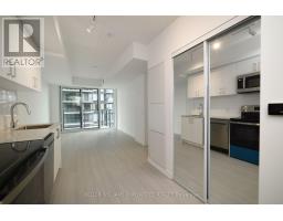 1218 - 4010 Eglinton Avenue W, Toronto, ON M9A0G5 Photo 9