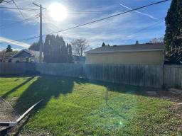 17 Westmount Bay, Winnipeg, MB R2J1Y7 Photo 12