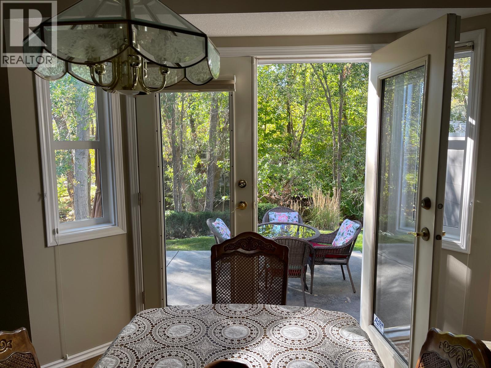 #11 401 Browne Road - 24