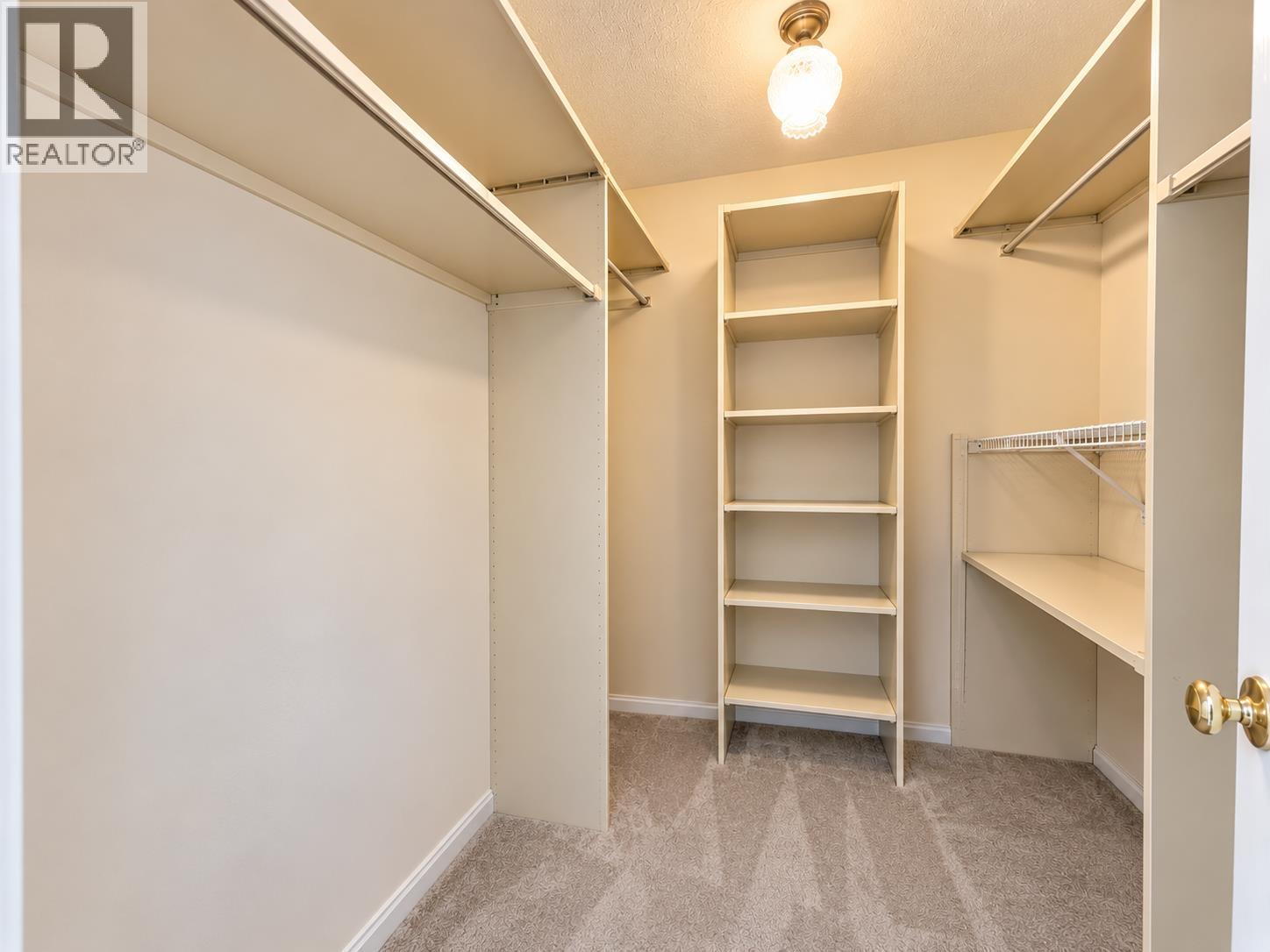 Photo of 1180 DEVONSHIRE CRESCENT 12