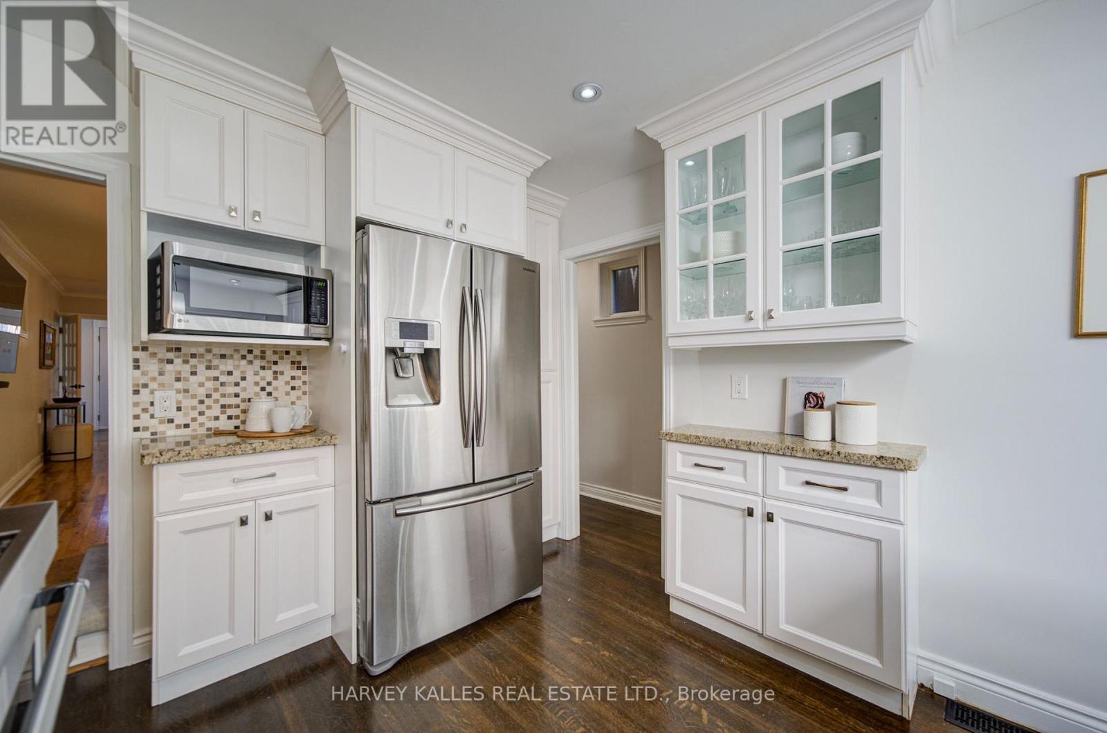 34 Kenwood Avenue, Toronto, ON photo 14