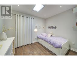 34 Kenwood Avenue, Toronto, ON M6C2R9 Photo 25