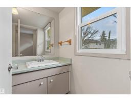 55 Royal Rd Nw, Edmonton, AB T6J2E7 Photo 14