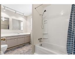55 Royal Rd Nw, Edmonton, AB T6J2E7 Photo 18