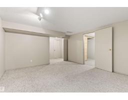 55 Royal Rd Nw, Edmonton, AB T6J2E7 Photo 27
