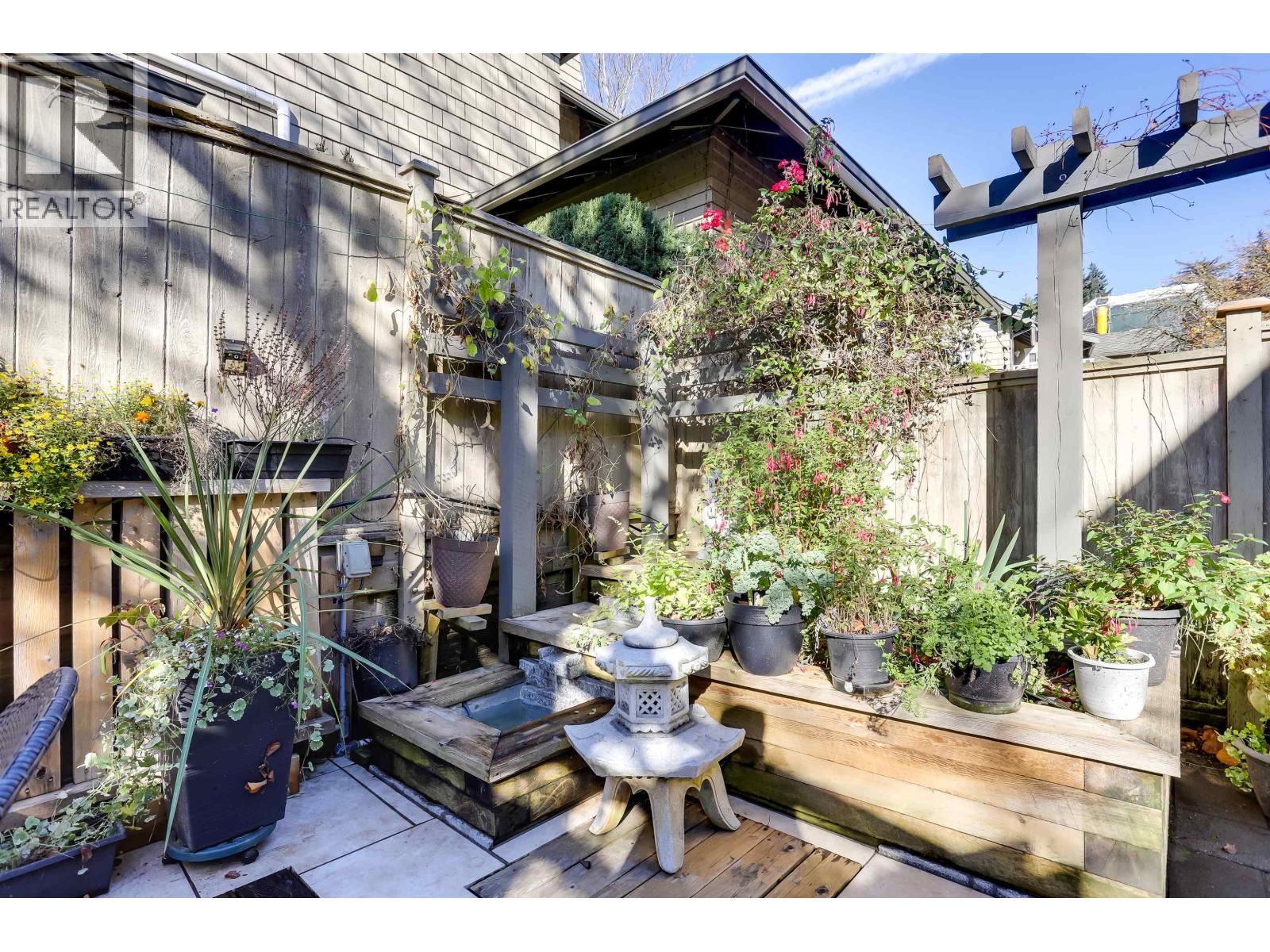 Photo of 24 5650 HAMPTON PLACE 35