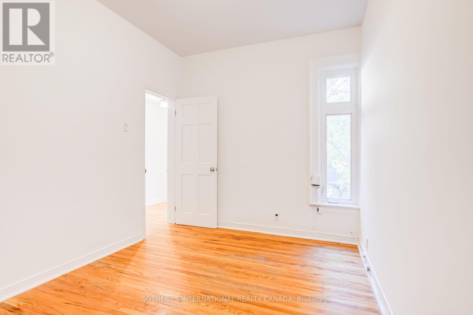 13 Euclid Avenue, Toronto, ON photo 14