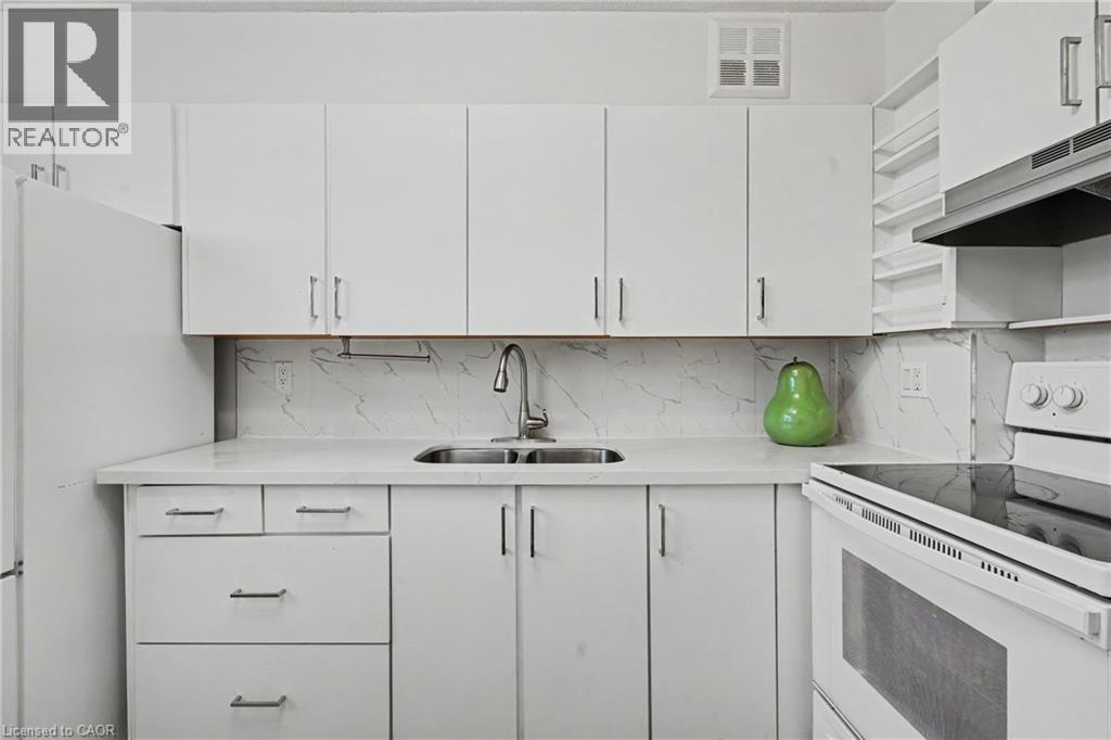 700 DYNES Road Unit# 614, Burlington — photo 11